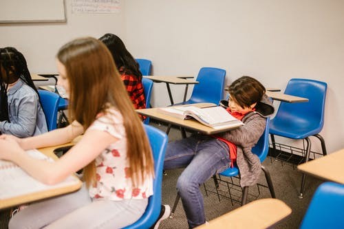 天津东丽区小学四年级英语一对一辅导学校哪里好(学习读写是必不可少的)