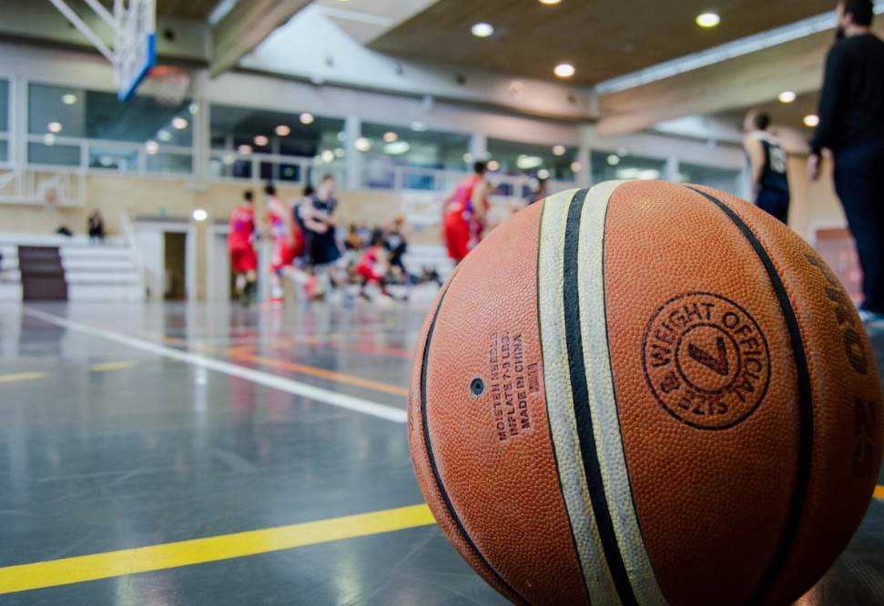 天津河西区下瓦房附近有没有少儿篮球培训机构(学打篮球有哪些好处)