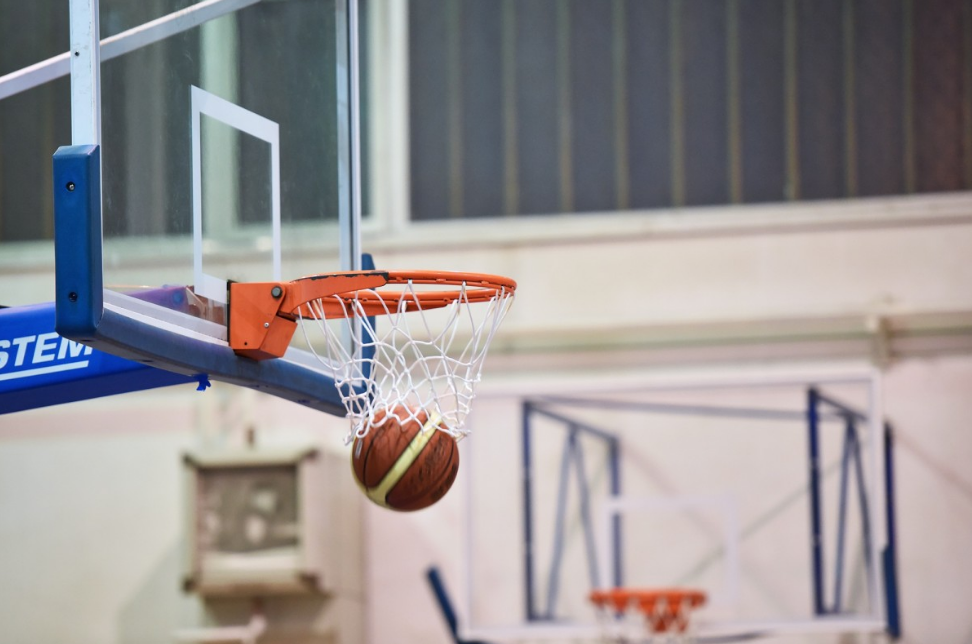 天津红桥区篮球培训机构排名(篮球训练运球的方法)