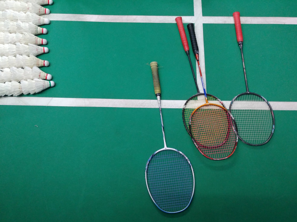北京长辛店附近有没有少儿羽毛球培训班(7-8岁女孩学羽毛球还是网球好)