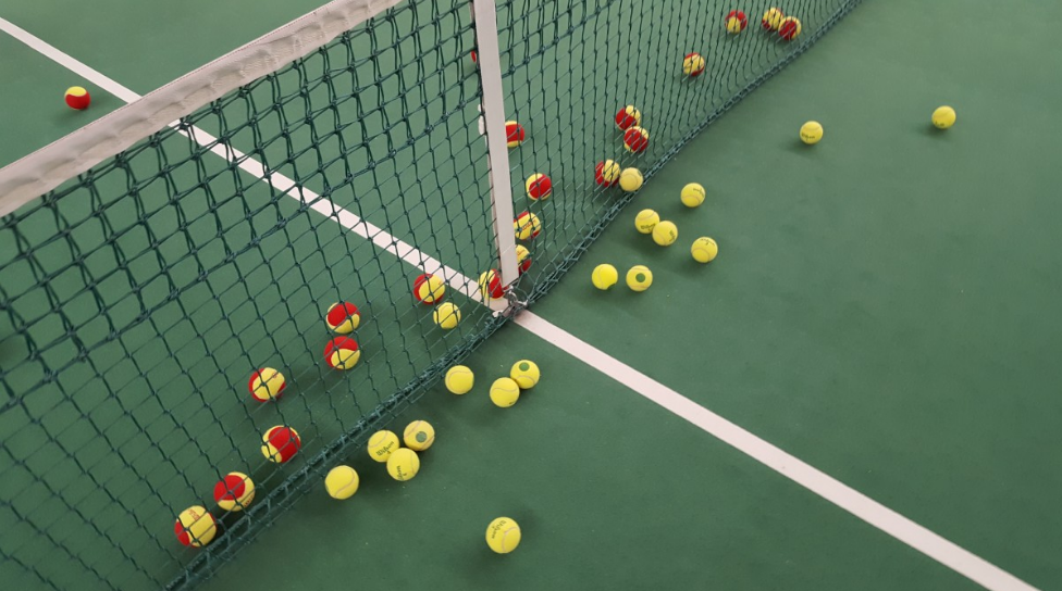 上海虹口区青少年网球培训地址(网球可以分哪些类型)