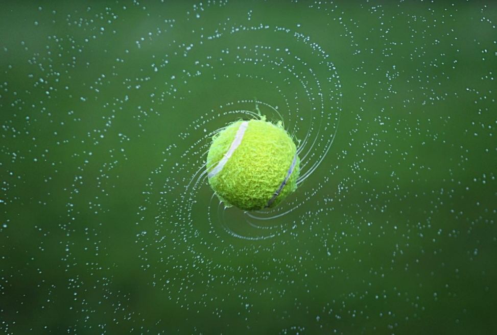 哈尔滨女孩学网球(网球主要分为哪些类型)