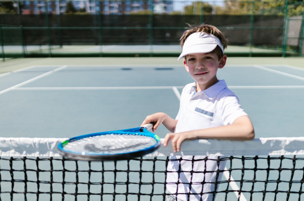 上海普陀区专业的少儿网球培训中心有哪些(学网球到底难不难)