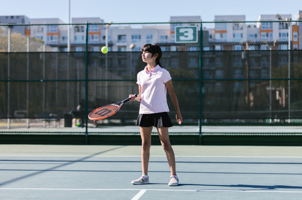 北京苹果园哪里有学少儿网球的培训班(网球可以改善的性格)