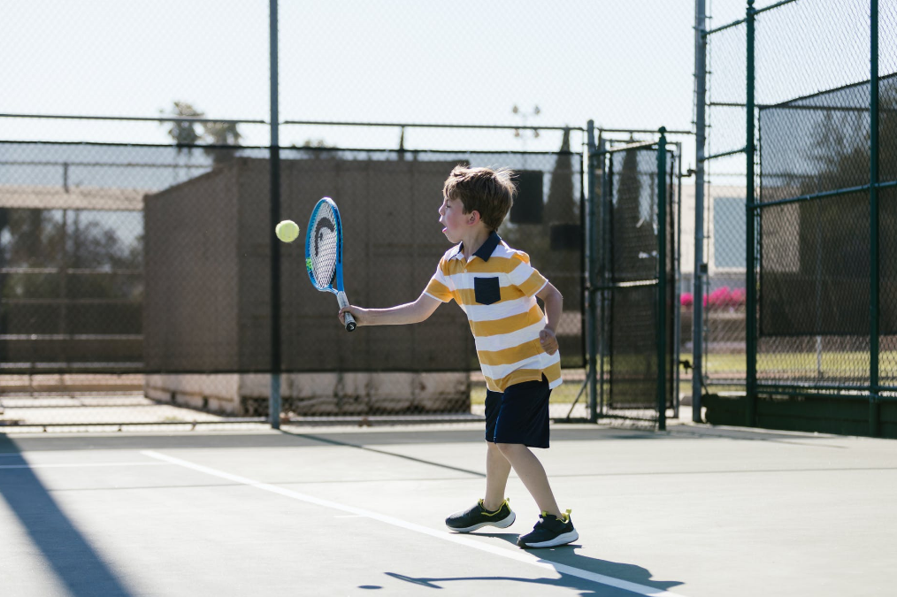 北京丰台区排名前10儿童年网球培训学校(网球需培养战术意识)