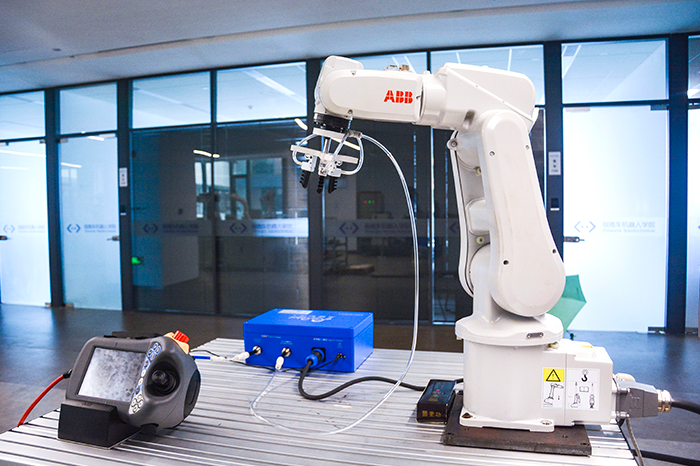 上海工业机器人系统运维员培训标准(工业机器人和现代传统工业)