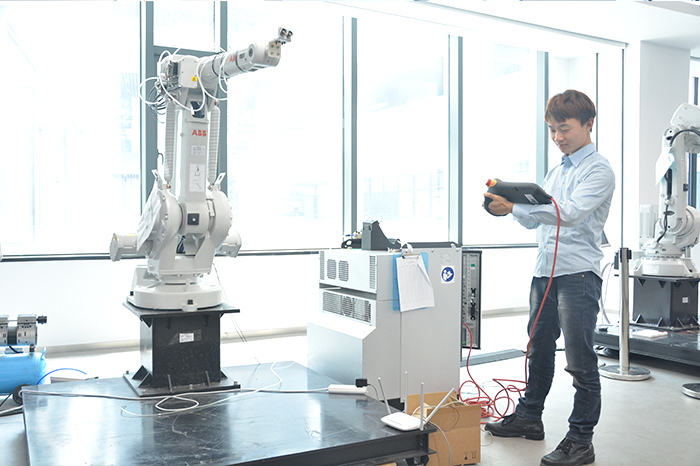 东莞工业机器人培训