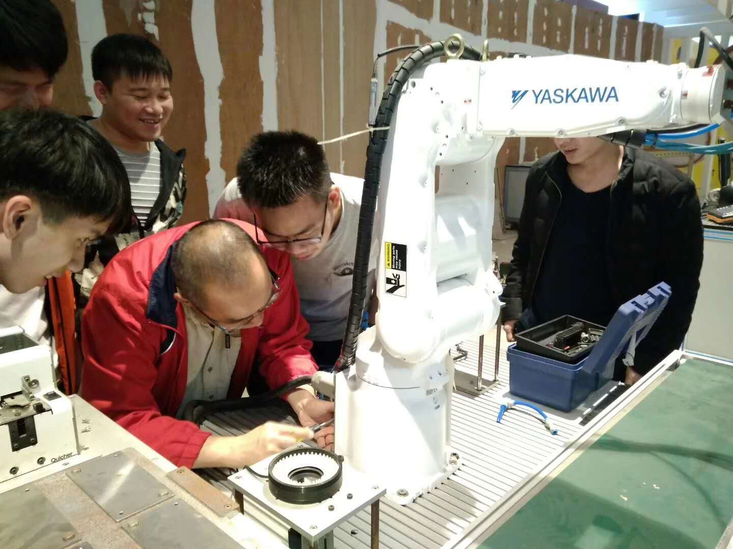 江门十大工业机器人培训学校排名(转行工业机器人)