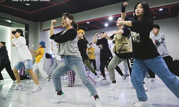北京少儿舞蹈培训中心哪个好(什么是机械舞)