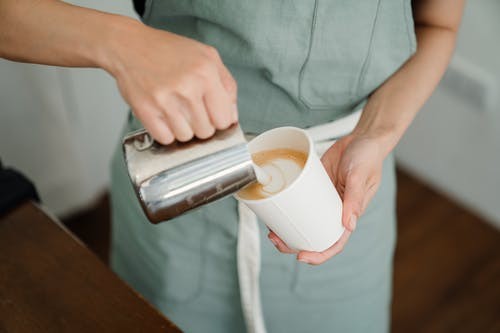 广州奶茶技术培训奶茶培训班(奶茶饮品甜点创业班)