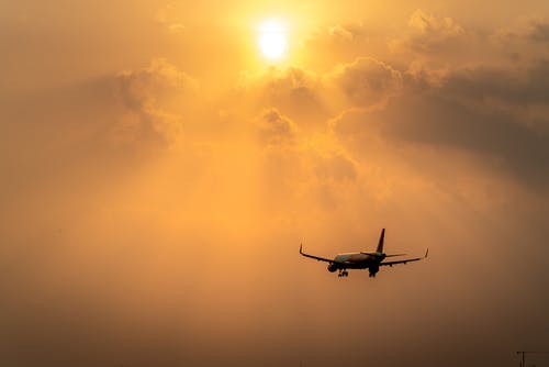 武汉江岸区排名*十高中空乘艺考培训(空乘专业形象要求)