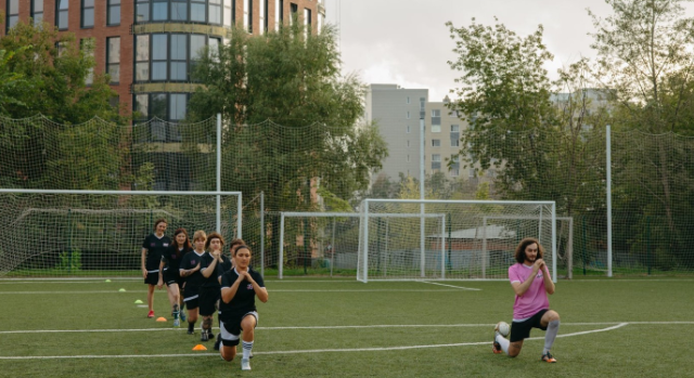 北京朝阳区排名*10少儿年足球培训学校推荐(学足球怎么选择教练呢)
