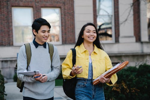 【热荐】广州哪里有高中复读学校(高三复读政策)