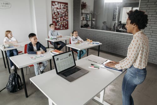 实力派香港留学中介机构|石家庄香港留学机构中介机构十大排名一览(年香港留学形势怎样)