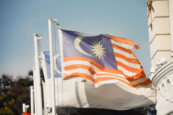 武汉排名*十马来西亚本科留学中介排行榜(中专生如何留学马来西亚)