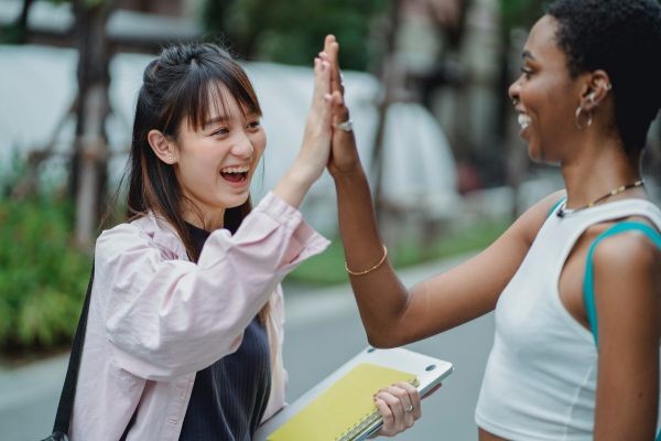 武汉哪里有马来西亚留学咨询中介_人气前10一览(去马来西亚留学有哪些条件)