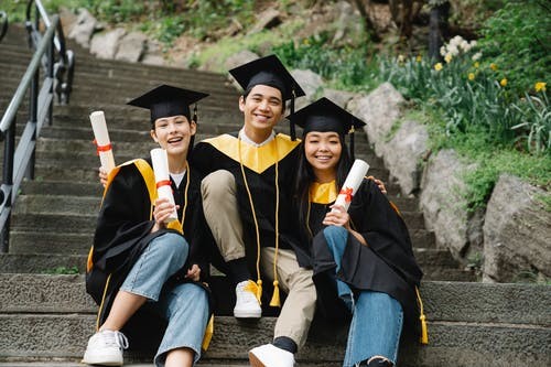 杭州人气*十香港本科留学机构(香港留学硕士多少学费)