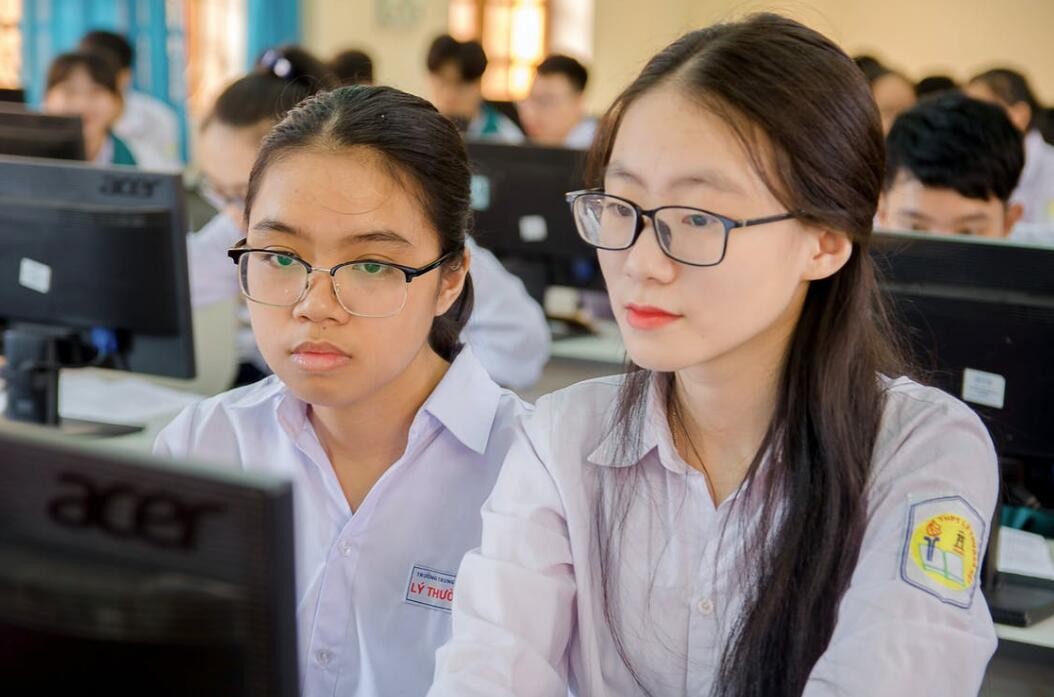 天津红桥区十大新加坡留学中介实力排名(高中选择新加坡留学的原因是什么)
