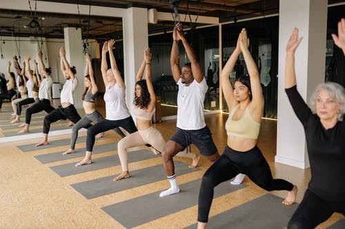 广州推荐教学效果好的空中瑜伽培训机构名单榜首一览(练习瑜伽能减肥吗)
