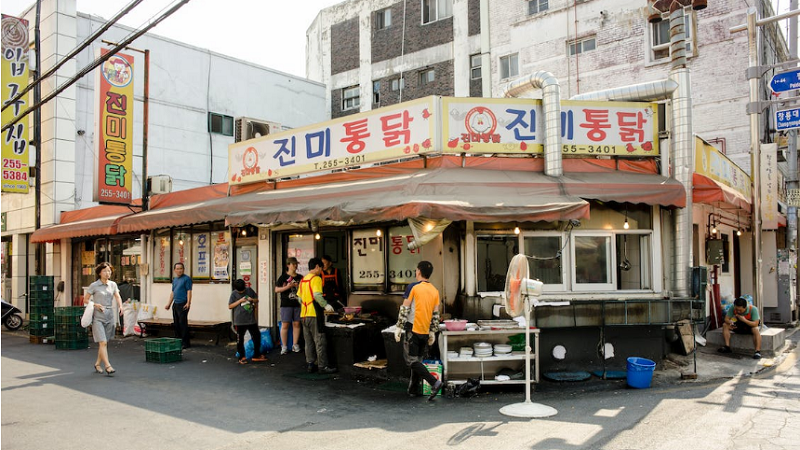 潍坊排名前十韩国硕士留学中介机构推荐(韩国留学课程选择需要注意什么)