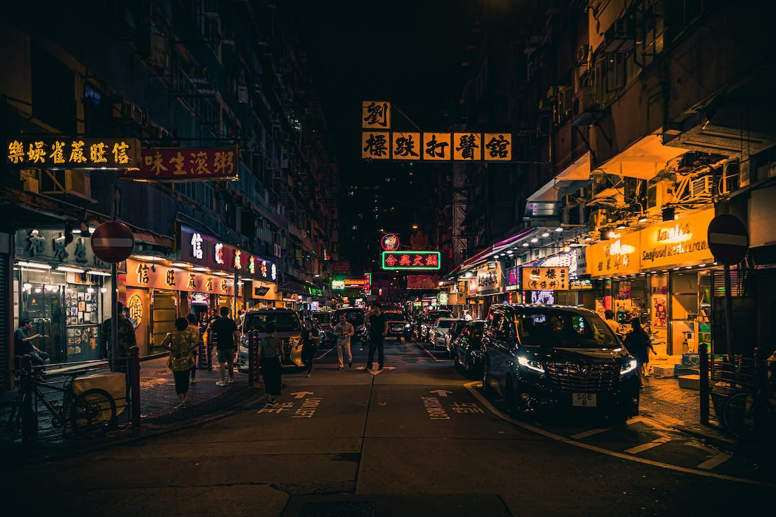 成都香港城市影视制作艺术留学培训推荐(香港留学英语的重要)