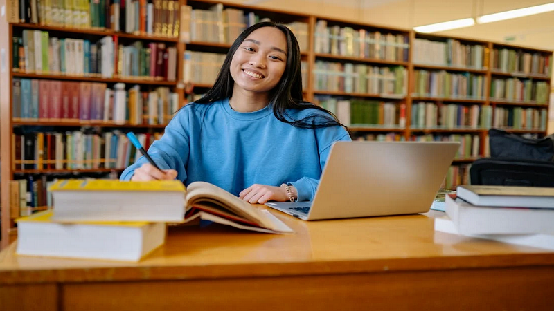 【热荐】天津春季高考冲刺培训收费(选择封闭式学校好吗)